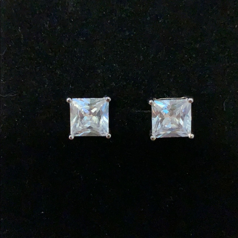 925 Sterling Silver 8mm Men’s/Woman’s stud